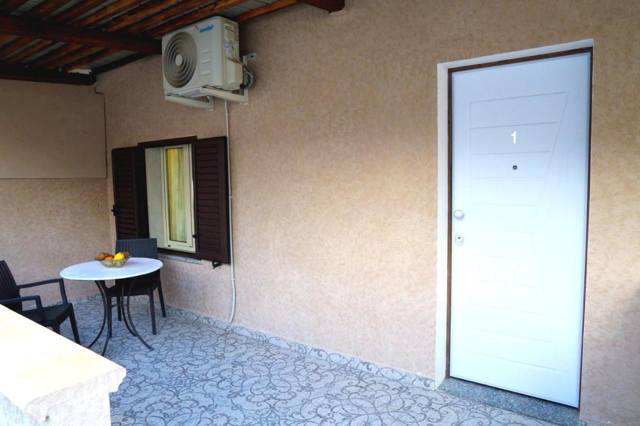 Afrodite Accomodation Tropea Exterior foto